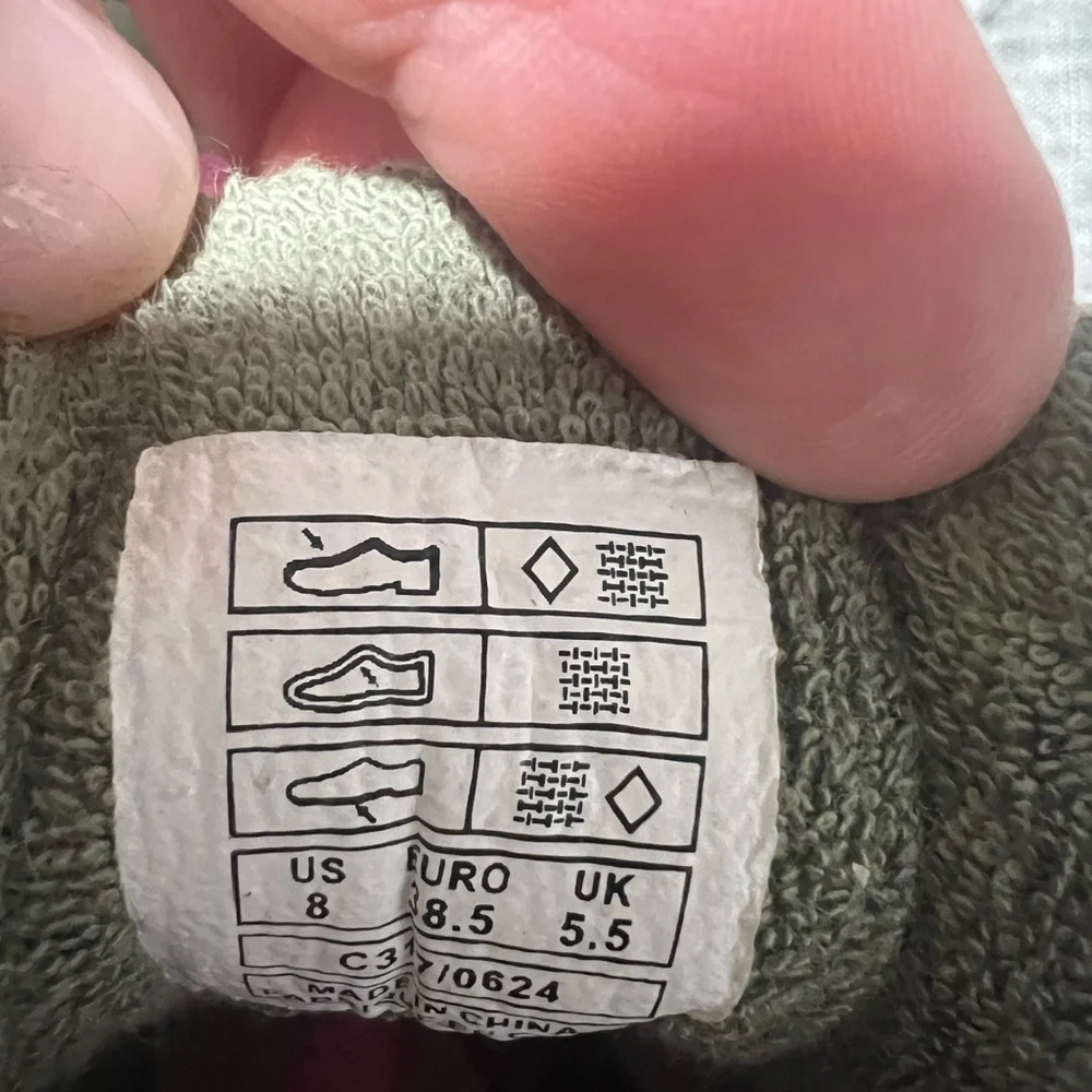 RocketDog, Size 8, Colorful Sneakers with Pink Laces - Picture 5 of 6